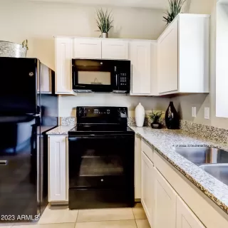 Photo #3: 6566605 Listing 