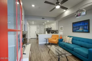 Photo #5: 6566682 Listing