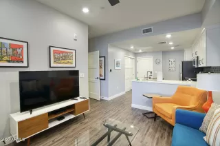 Photo #6: 6566682 Listing