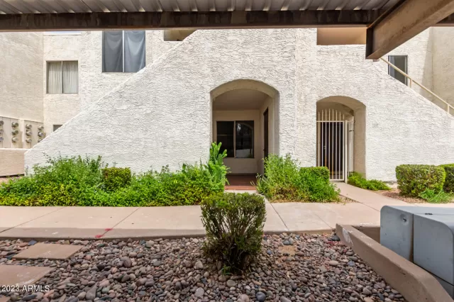 MLS: 6566919 Condo For Sale