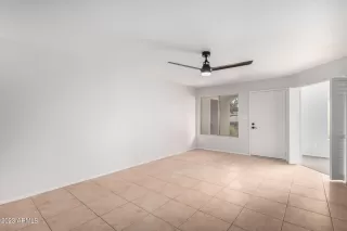 Photo #4: 6566919 Listing