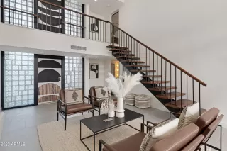 More Details about MLS # 6567161 : 1695 E MARYLAND AVENUE
