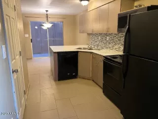 Photo #4: 6567385 Listing 