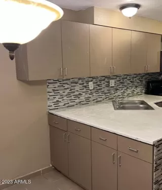 Photo #5: 6567385 Listing 