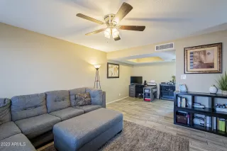 Photo #5: 6567429 Listing