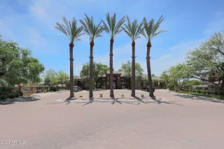 Photo #2: 6567757 Listing