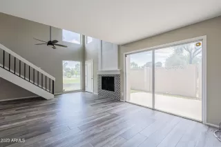 Photo #5: 6567820 Listing