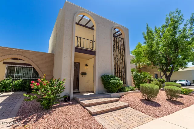 MLS: 6567892 Condo For Sale