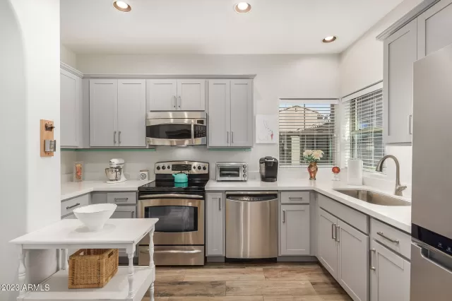 MLS: 6567988 Condo For Sale