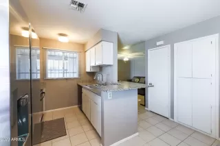 Photo #3: 6568015 Listing 