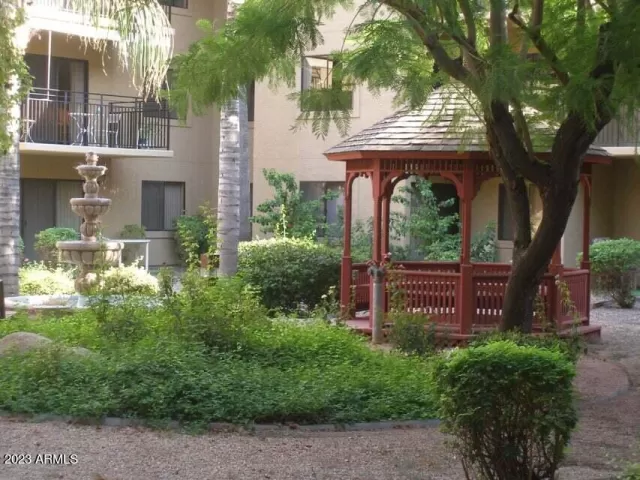 MLS: 6568107 Condo For Sale