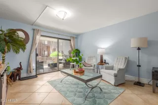 Photo #4: 6568276 Listing 