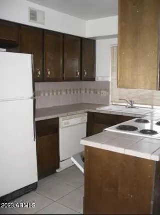 Photo #1: 6568440 Listing 