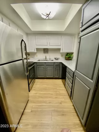 Photo #4: 6568540 Listing