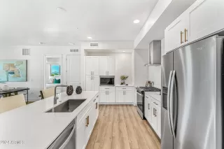 Photo #2: 6568565 Listing 