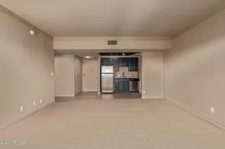 Photo #2: 6568633 Listing