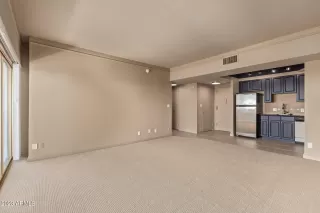 Photo #4: 6568633 Listing