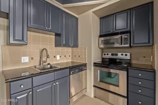 Photo #6: 6568633 Listing