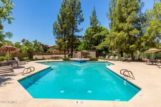 Photo #4: 6568894 Listing 