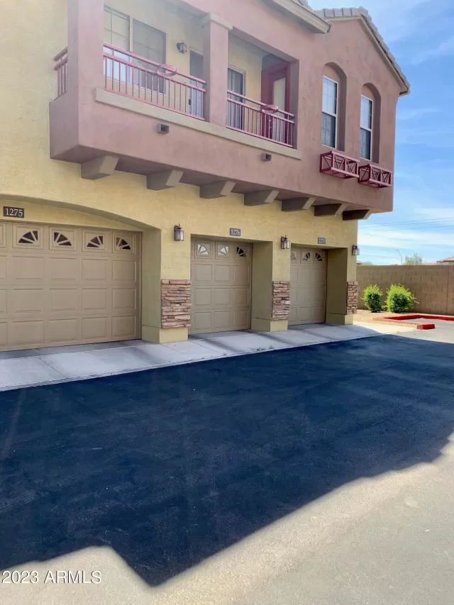 MLS: 6569005 Condo For Sale