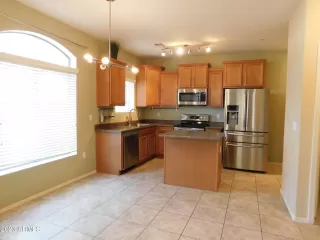 Photo #4: 6569005 Listing