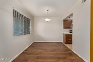 Photo #4: 6569258 Listing