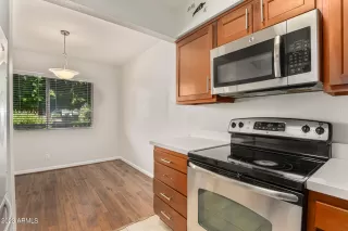 Photo #5: 6569258 Listing