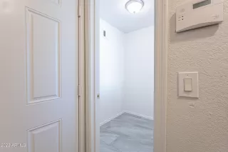 Photo #4: 6569423 Listing