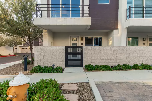 MLS: 6569527 Condo For Sale