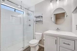 Photo #6: 6569620 Listing 