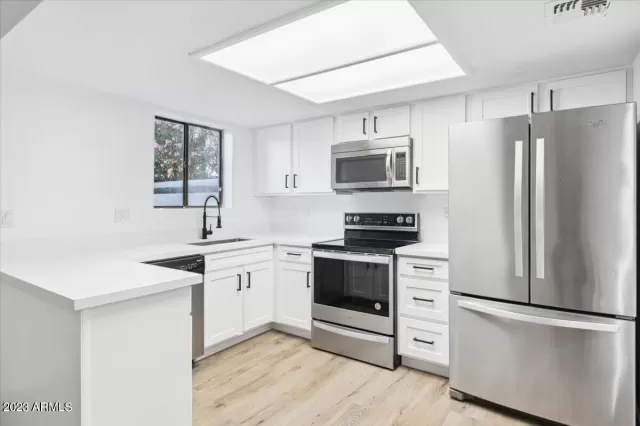 MLS: 6569780 Condo For Sale