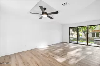 Photo #2: 6569780 Listing 