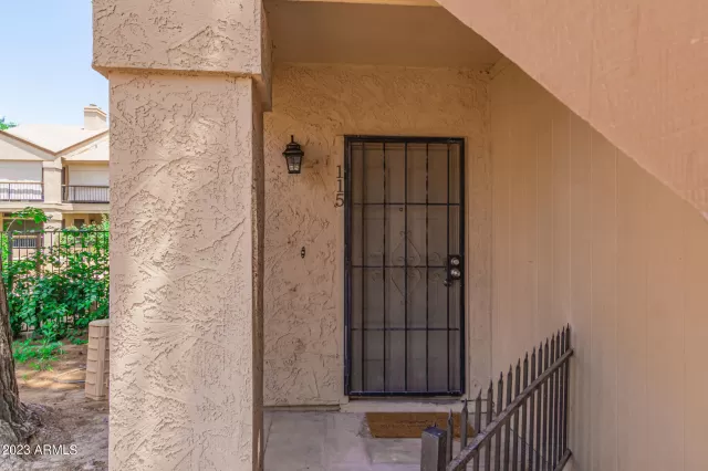 MLS: 6569836 Condo For Sale