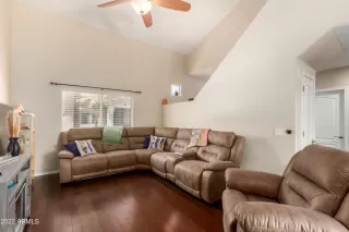 Photo #4: 6569942 Listing