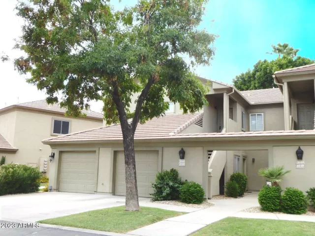 MLS: 6569975 Condo For Sale