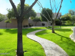 Photo #3: 6569975 Listing