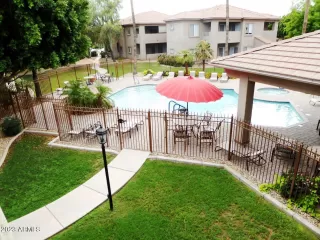 Photo #6: 6569975 Listing