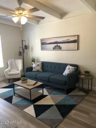 Photo #3: 6569978 Listing 