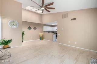 Photo #3: 6570065 Listing 