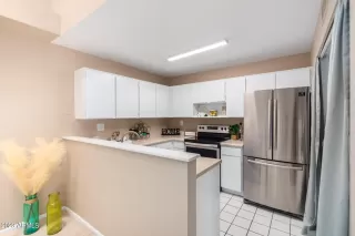 Photo #6: 6570065 Listing 