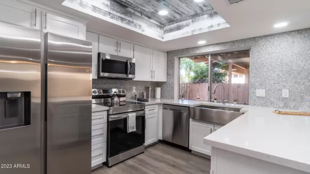 MLS: 6570079 Condo For Sale