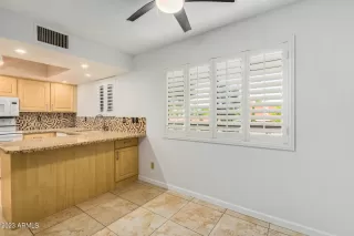 Photo #5: 6570159 Listing 