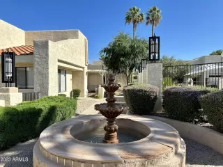 Photo #4: 6570195 Listing