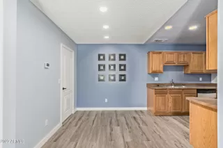 Photo #6: 6570224 Listing