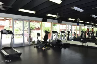 Photo #2: 6570272 Listing