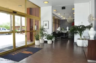 Photo #4: 6570272 Listing