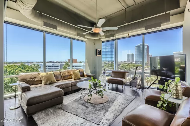 MLS: 6570273 Condo For Sale