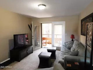 Photo #3: 6570283 Listing