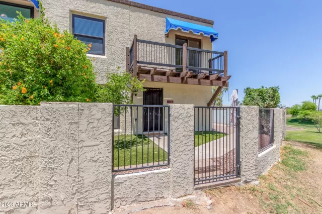 MLS: 6570335 Condo For Sale