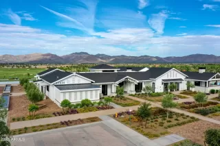 Photo #5: 6570503 Listing